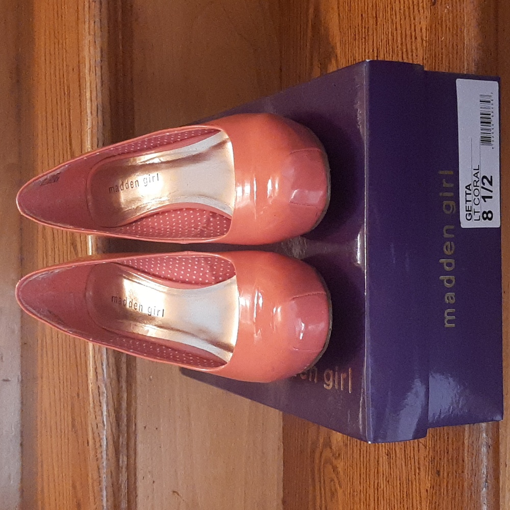 Madden Girl Coral Pumps